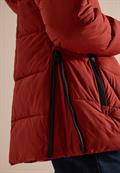 B202266 light russet red