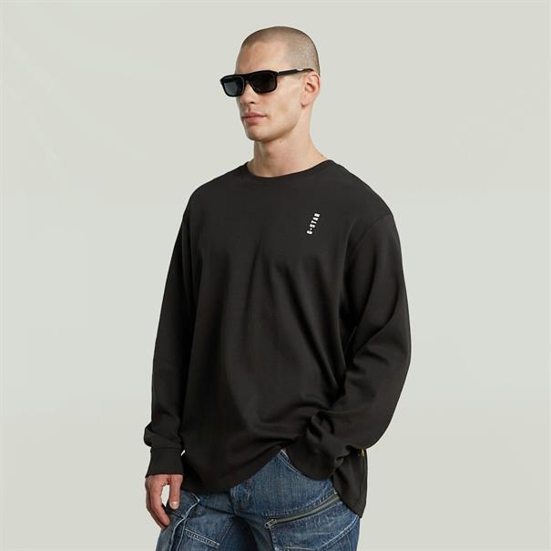 Back embro text loose r t l\s dk black