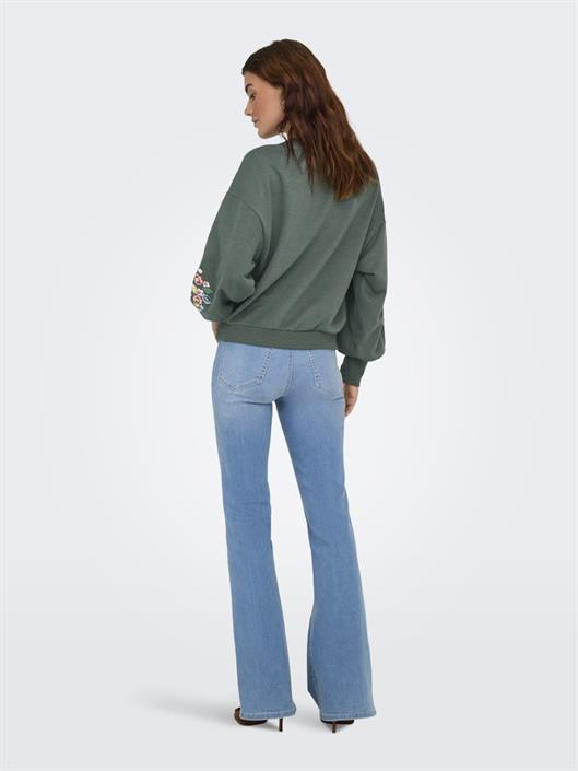balsam-green