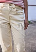 Barrel Leg Jeans im Loose Fit ecru washed