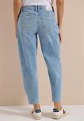 Barrel Leg Jeans mit aufgesetzten Taschen light blue used wash