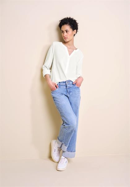 Basic Bluse in Unifarbe off white