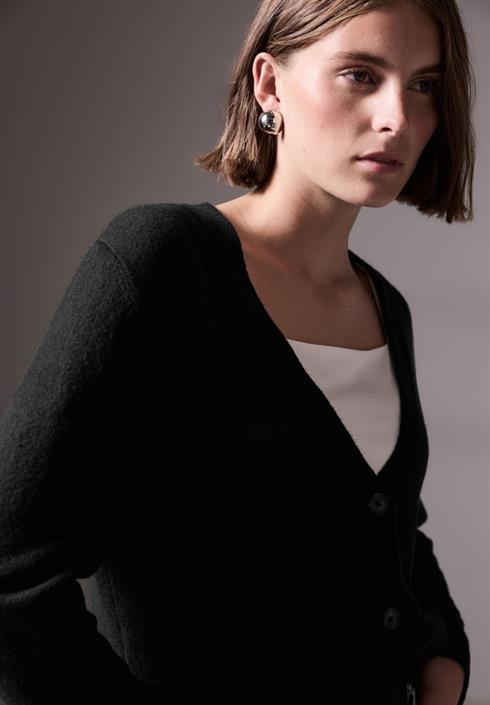 basic-cardigan-black