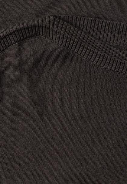 Basic Pullover mit U-Boot-Ausschnitt black coffee