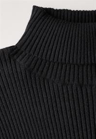 Basic Rollkragen-Pullover black