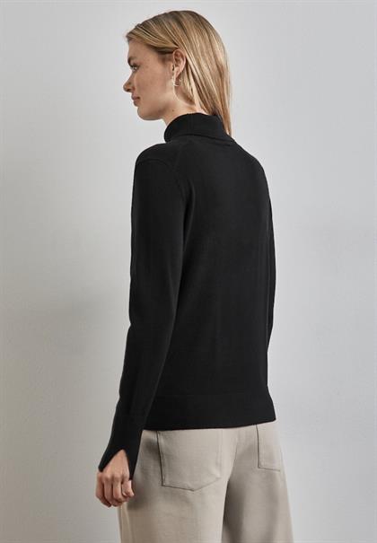 Basic Rollkragen-Pullover black