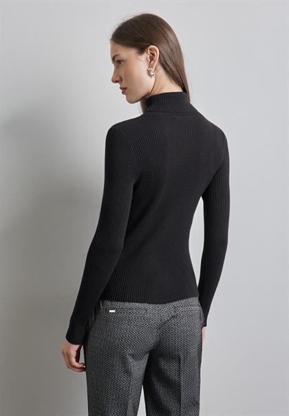 Basic Rollkragen-Pullover black