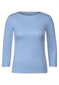 Basic Shirt in Unifarbe soda blue