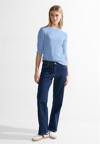 Basic Shirt in Unifarbe soda blue