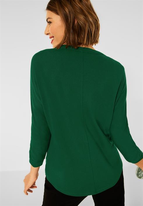 basic-shirt-mit-raffung-timeless-green
