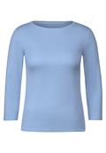 Basic T-Shirt in Unifarbe soda blue