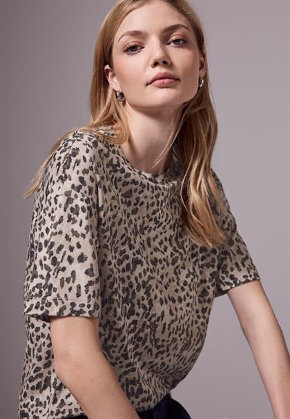 Basic T-Shirt mit Leo-Muster creamy brown