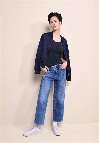 Basic Top in Unifarbe deep blue