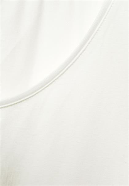 Basic Top in Unifarbe off white