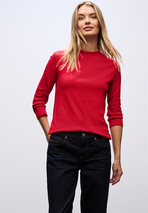 basic-turtleneck-shirt-racing-red