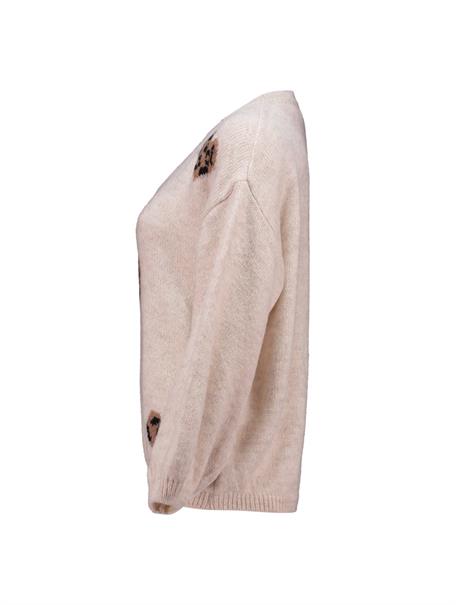 beige-leo heart