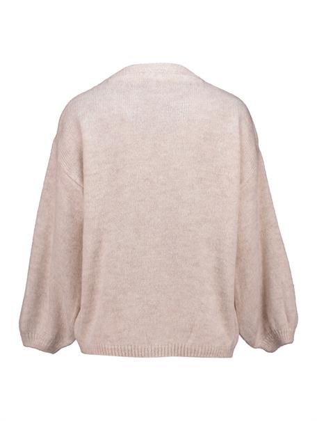 beige-leo heart