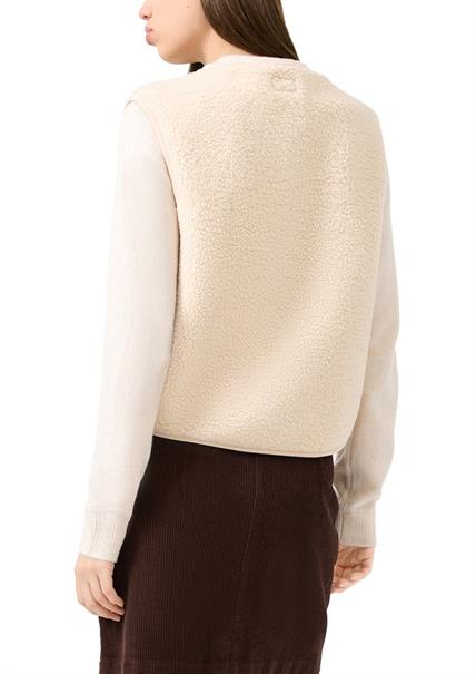 beige