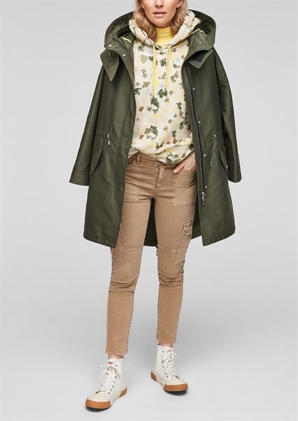 beige