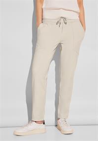 Bequeme Hose smooth sand beige