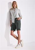 Bermuda mit Turn-Up marshy green