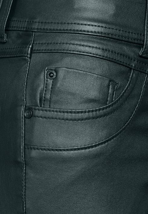 beschichtete-hose-fir-green