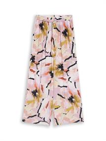 big abstract flower print