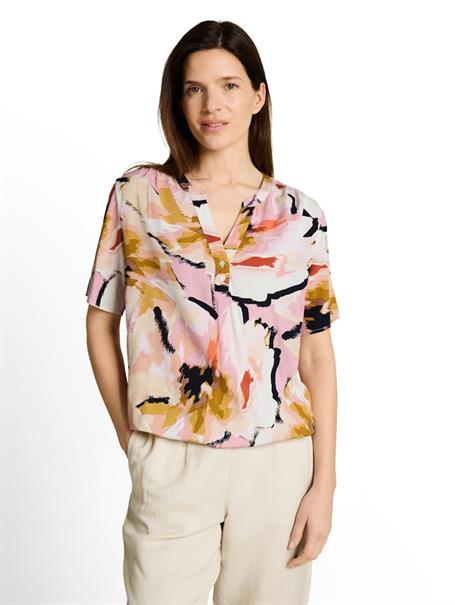 big abstract flower print
