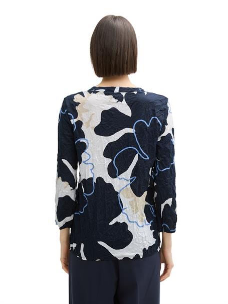 big floral shapes design