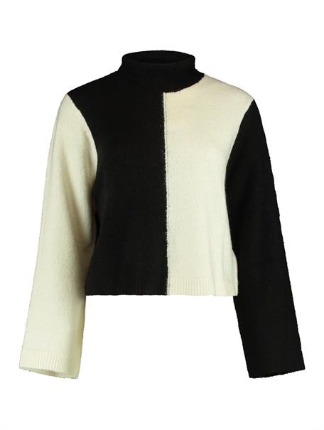 black-offwhite
