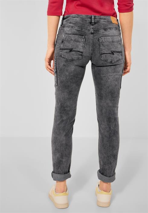 black-random-wash