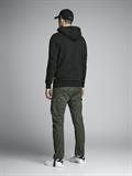 black-reg fit