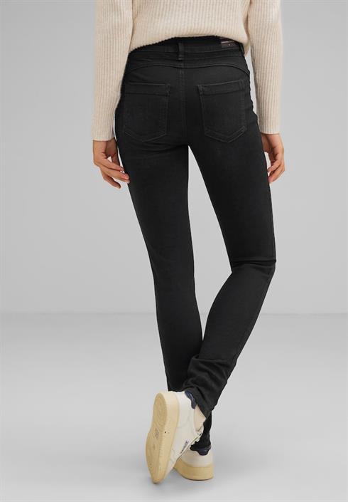 black-used-wash