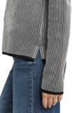 black white plaited knit