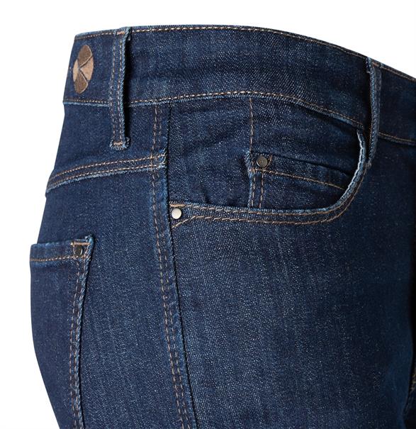 blau6