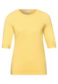 bloom yellow