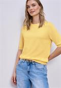 bloom yellow