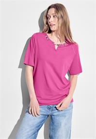 bloomy pink