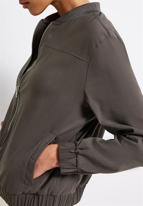 blouson-in-unifarbe-nomad-brown