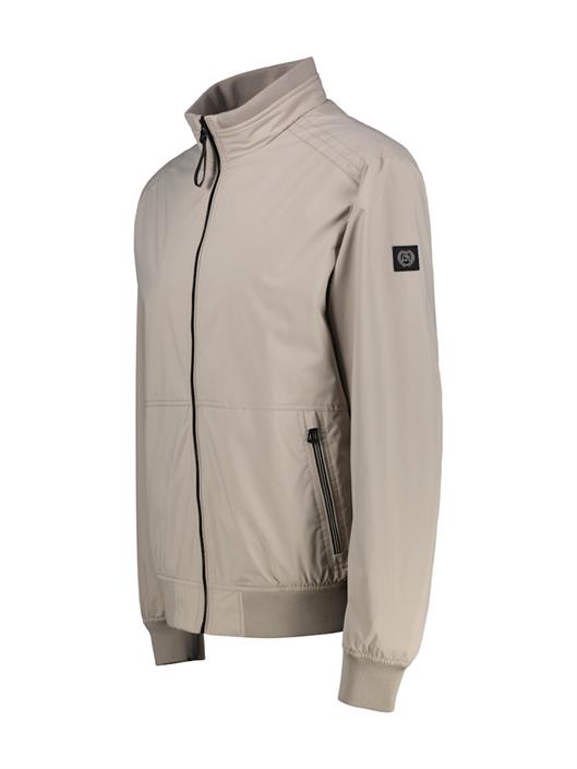 blouson-konfektion-beige