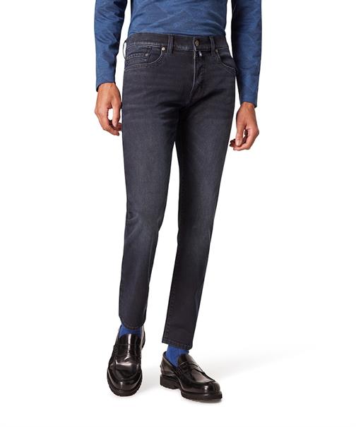blue black used whisker