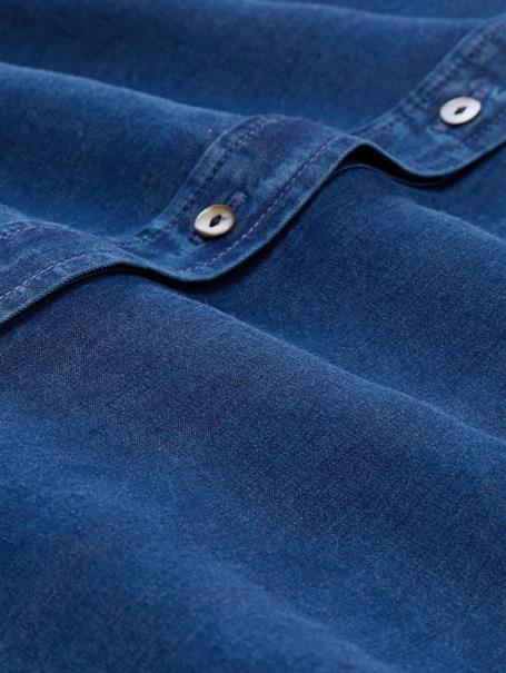blue denim dark wash