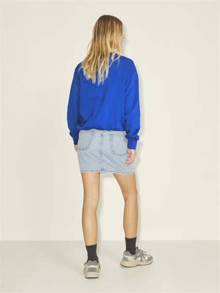 blue iolite