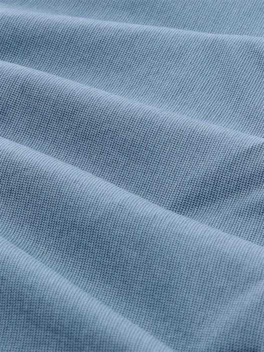 blue-mini-geometric-print