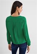 Bluse in Unifarbe brisk green