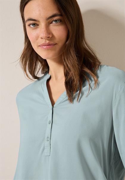 Bluse in Unifarbe cool salvia green