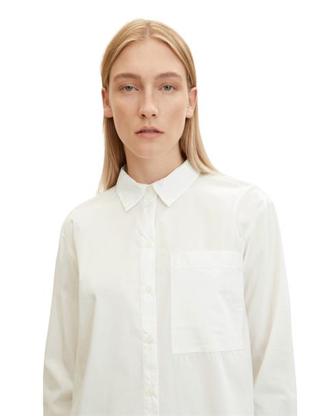 Bluse mit aufgesetzter Brusttasche whisper white