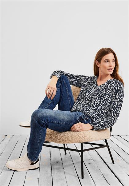 Bluse mit Buchstabenprint deep blue