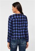 Bluse mit Hahnentrittprint mighty blue