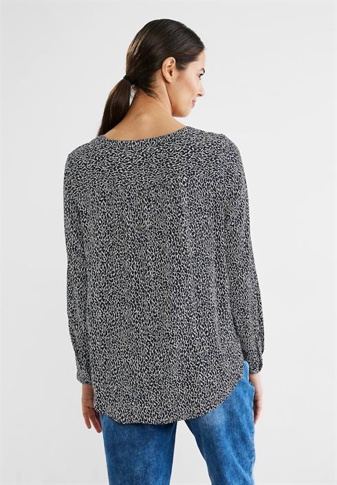 bluse-mit-kurzer-knopfleiste-deep-blue